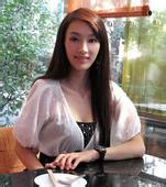 link judi togel terbaik Tapi Yelu Xue, putri Qi Utara, adalah bagian dari kelembutan, semua pada kekasihnya